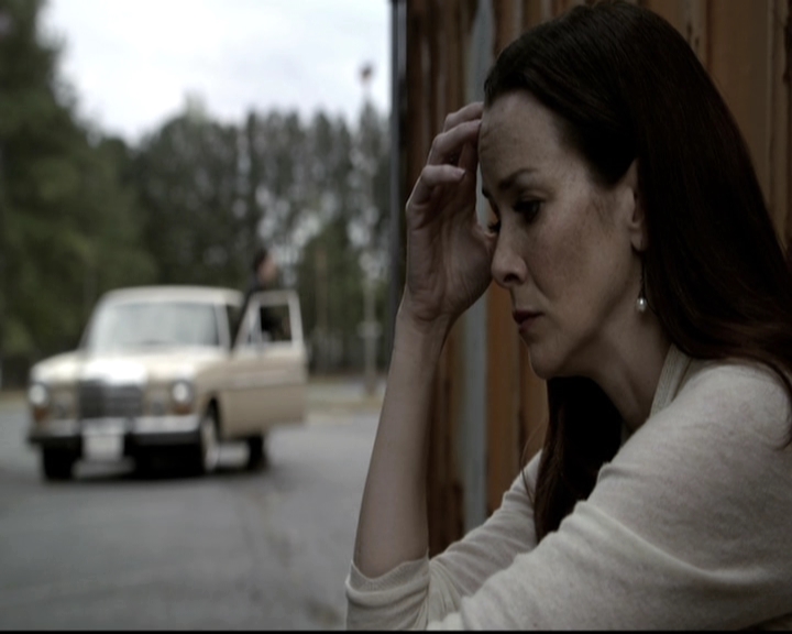 VampireDiariesWorld-dot-nl_6x22ImThinkingOfYouAllTheWhile1866.jpg