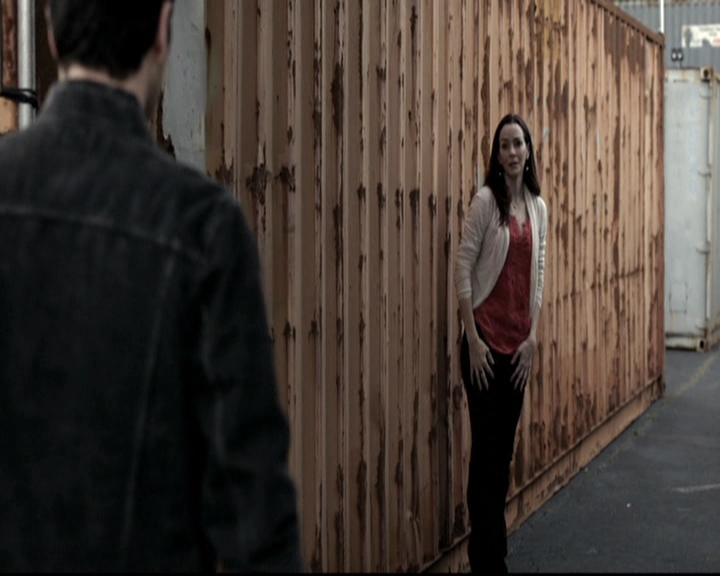 VampireDiariesWorld-dot-nl_6x22ImThinkingOfYouAllTheWhile1873.jpg