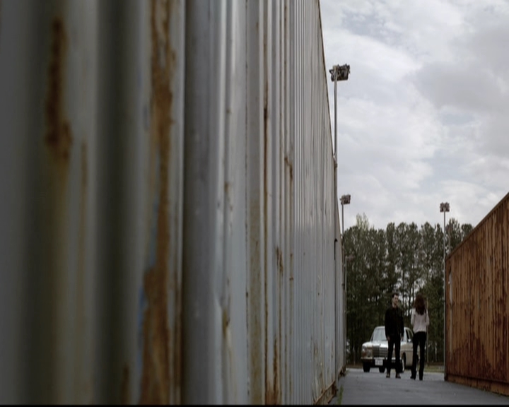 VampireDiariesWorld-dot-nl_6x22ImThinkingOfYouAllTheWhile1877.jpg