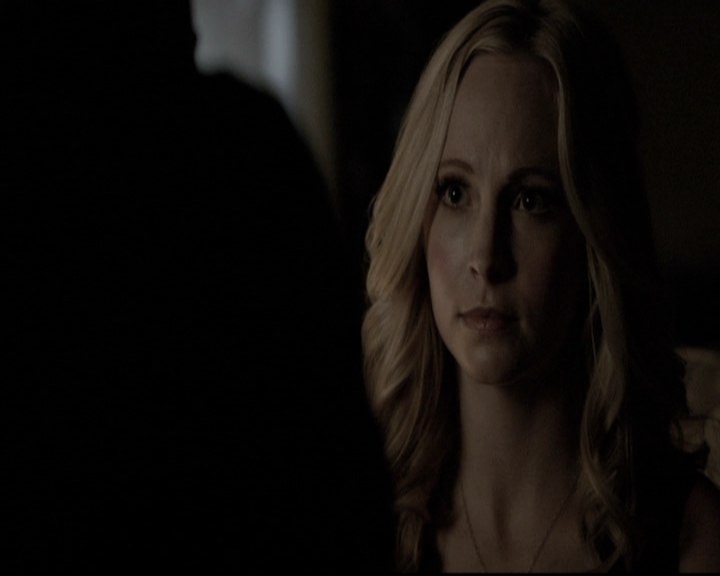 VampireDiariesWorld-dot-nl_6x22ImThinkingOfYouAllTheWhile2148.jpg