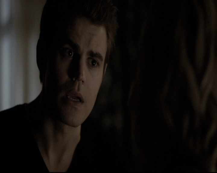 VampireDiariesWorld-dot-nl_6x22ImThinkingOfYouAllTheWhile2156.jpg