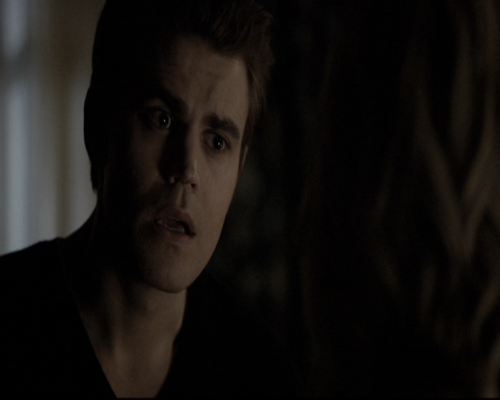 VampireDiariesWorld-dot-nl_6x22ImThinkingOfYouAllTheWhile2157.jpg