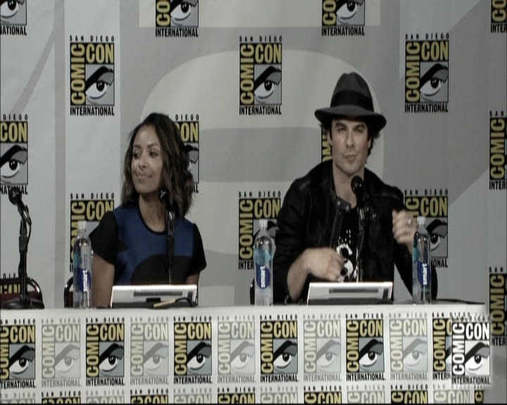 VampireDiariesWorld-dot-nl_S6TheVampireDiaires2014Comic-ConPanel0366.jpg