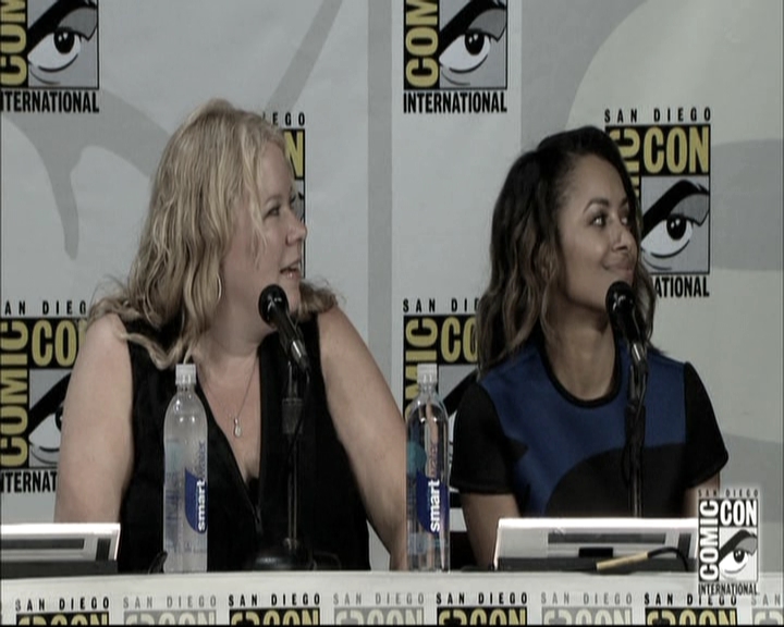 VampireDiariesWorld-dot-nl_S6TheVampireDiaires2014Comic-ConPanel0575.jpg