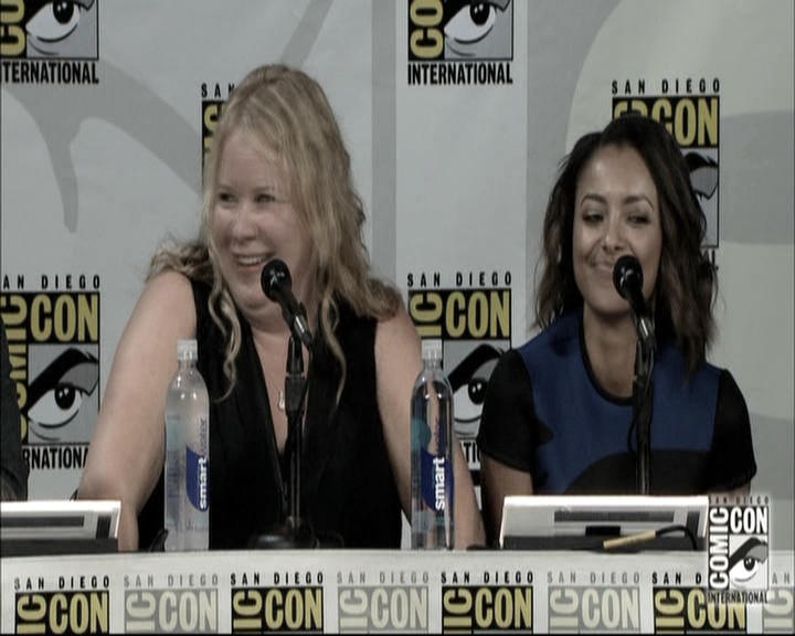 VampireDiariesWorld-dot-nl_S6TheVampireDiaires2014Comic-ConPanel0596.jpg