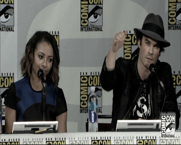 VampireDiariesWorld-dot-nl_S6TheVampireDiaires2014Comic-ConPanel0689.jpg