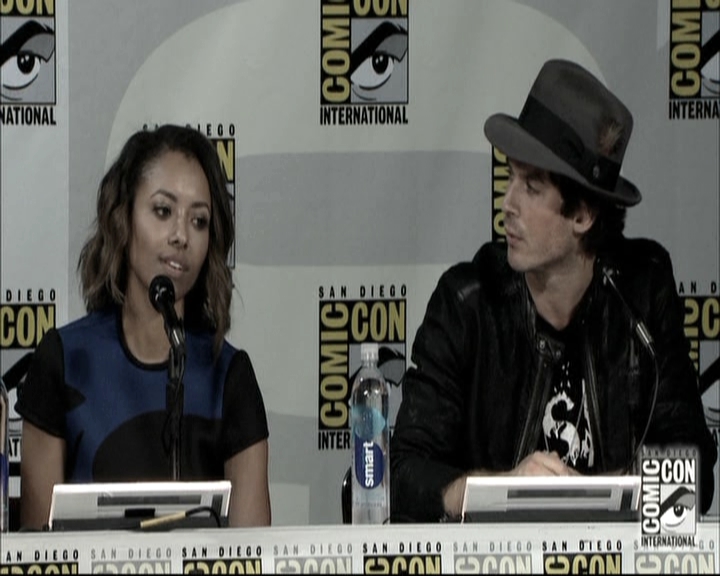 VampireDiariesWorld-dot-nl_S6TheVampireDiaires2014Comic-ConPanel0691.jpg