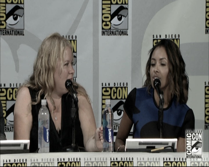 VampireDiariesWorld-dot-nl_S6TheVampireDiaires2014Comic-ConPanel0704.jpg