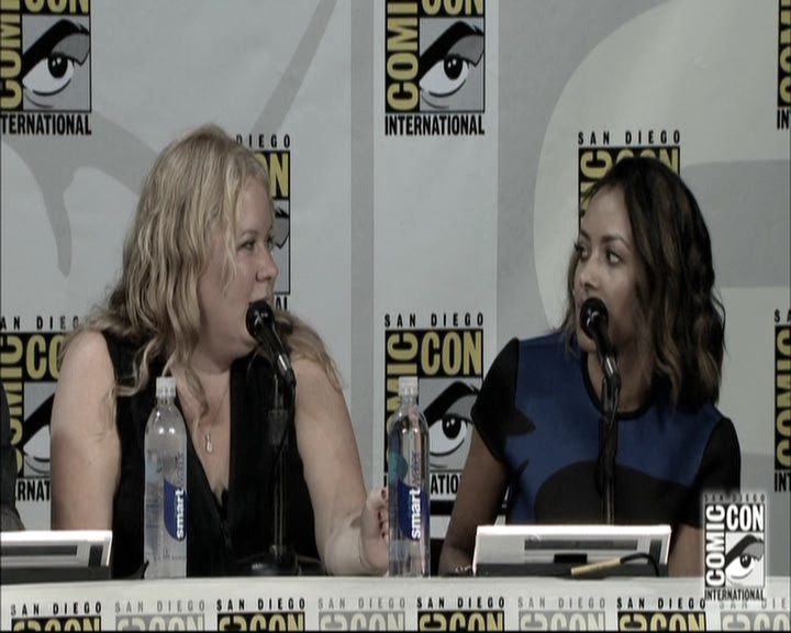 VampireDiariesWorld-dot-nl_S6TheVampireDiaires2014Comic-ConPanel0706.jpg