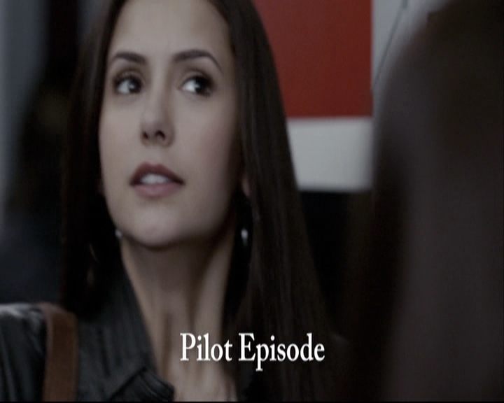 VampireDiariesWorld-dot-nl_S6TheVampireDiaires2014Comic-ConPanel0712.jpg