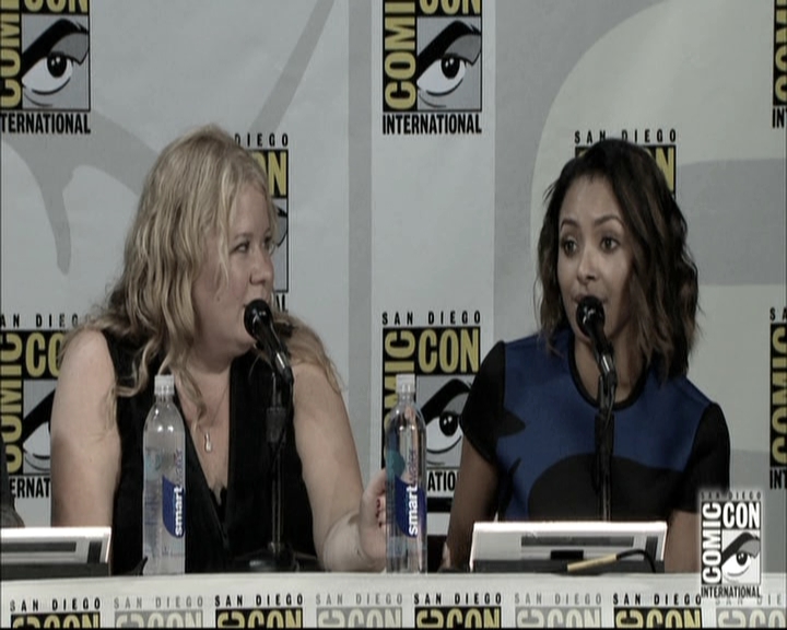 VampireDiariesWorld-dot-nl_S6TheVampireDiaires2014Comic-ConPanel0719.jpg