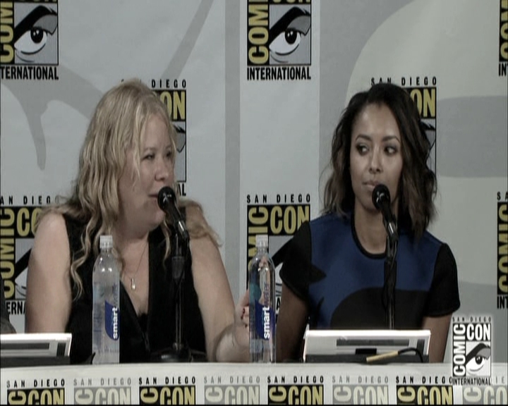 VampireDiariesWorld-dot-nl_S6TheVampireDiaires2014Comic-ConPanel0738.jpg