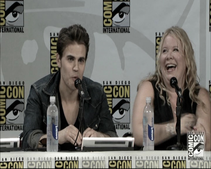 VampireDiariesWorld-dot-nl_S6TheVampireDiaires2014Comic-ConPanel0768.jpg