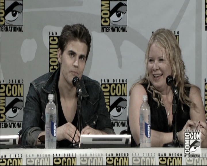 VampireDiariesWorld-dot-nl_S6TheVampireDiaires2014Comic-ConPanel0771.jpg