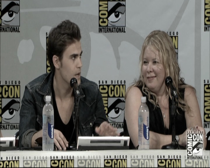 VampireDiariesWorld-dot-nl_S6TheVampireDiaires2014Comic-ConPanel0817.jpg