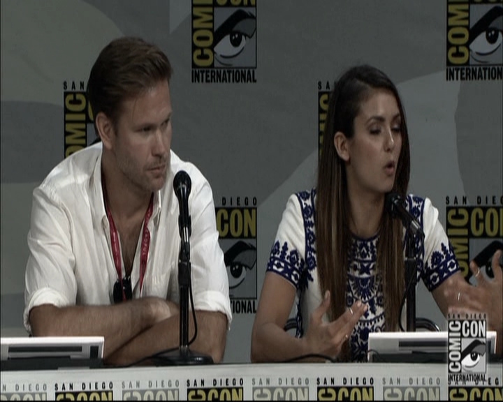 VampireDiariesWorld-dot-nl_S6TheVampireDiaires2014Comic-ConPanel0870.jpg