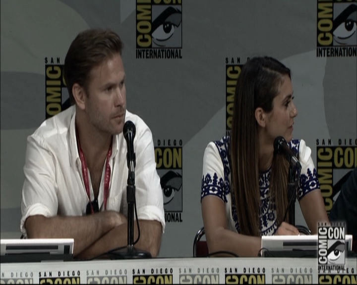VampireDiariesWorld-dot-nl_S6TheVampireDiaires2014Comic-ConPanel0890.jpg