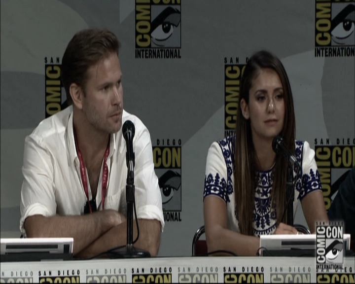 VampireDiariesWorld-dot-nl_S6TheVampireDiaires2014Comic-ConPanel0891.jpg