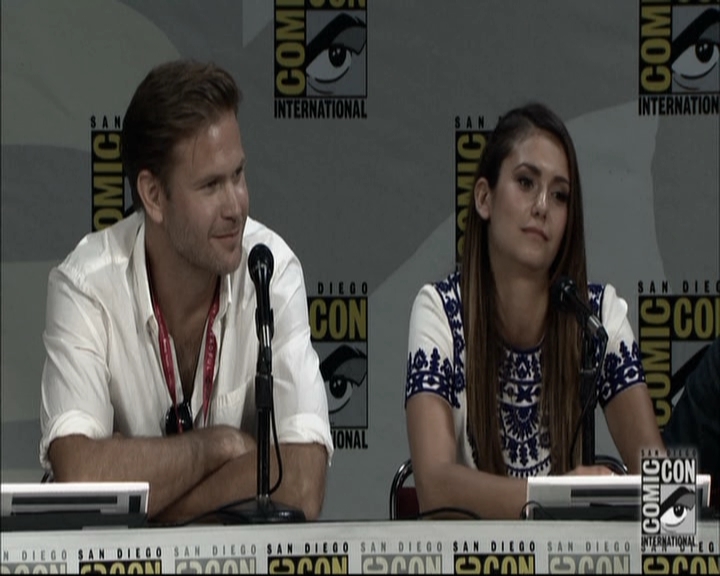 VampireDiariesWorld-dot-nl_S6TheVampireDiaires2014Comic-ConPanel0894.jpg