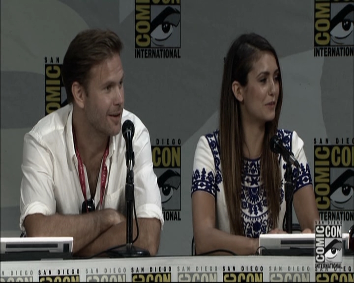 VampireDiariesWorld-dot-nl_S6TheVampireDiaires2014Comic-ConPanel0922.jpg