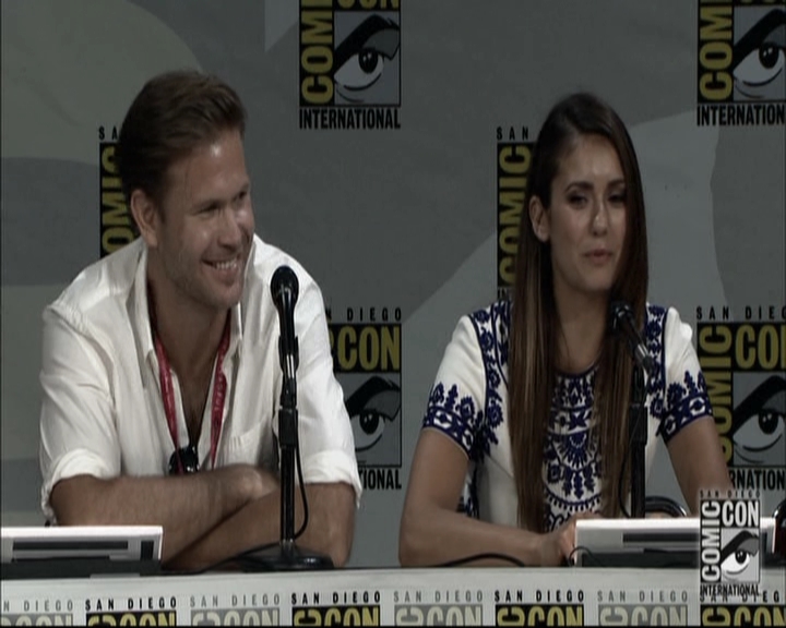 VampireDiariesWorld-dot-nl_S6TheVampireDiaires2014Comic-ConPanel0925.jpg