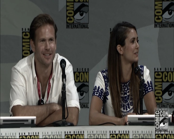 VampireDiariesWorld-dot-nl_S6TheVampireDiaires2014Comic-ConPanel0926.jpg