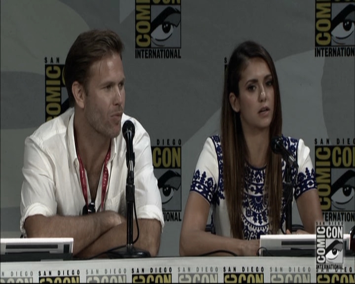 VampireDiariesWorld-dot-nl_S6TheVampireDiaires2014Comic-ConPanel0941.jpg