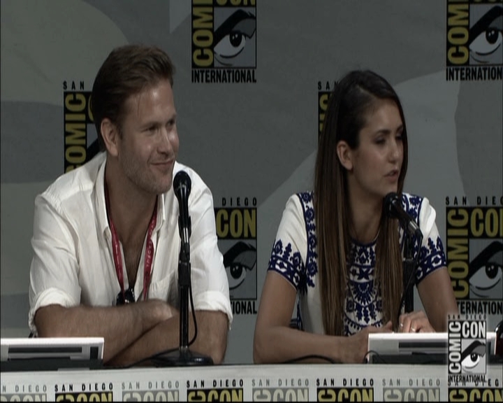 VampireDiariesWorld-dot-nl_S6TheVampireDiaires2014Comic-ConPanel0947.jpg