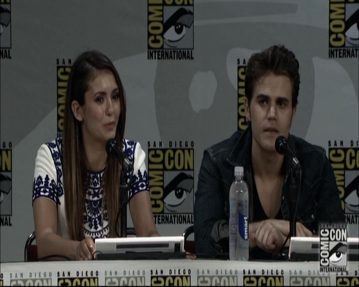 VampireDiariesWorld-dot-nl_S6TheVampireDiaires2014Comic-ConPanel0981.jpg