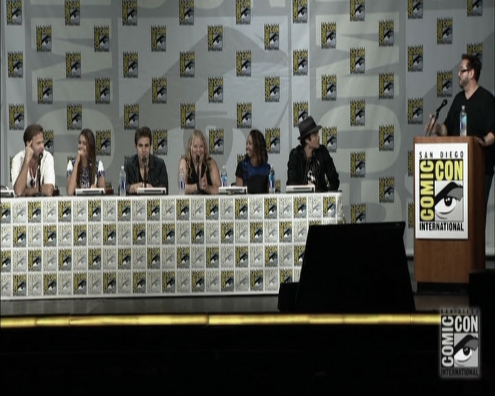 VampireDiariesWorld-dot-nl_S6TheVampireDiaires2014Comic-ConPanel0995.jpg