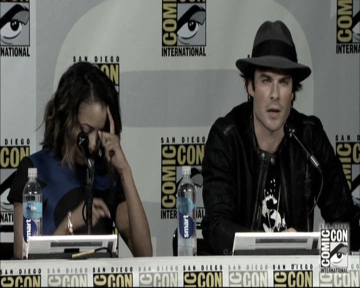 VampireDiariesWorld-dot-nl_S6TheVampireDiaires2014Comic-ConPanel1020.jpg