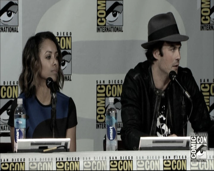 VampireDiariesWorld-dot-nl_S6TheVampireDiaires2014Comic-ConPanel1022.jpg