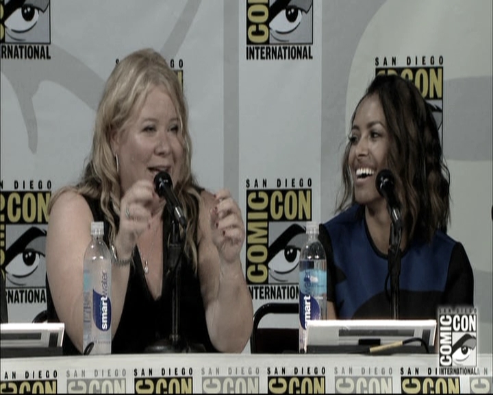 VampireDiariesWorld-dot-nl_S6TheVampireDiaires2014Comic-ConPanel1228.jpg