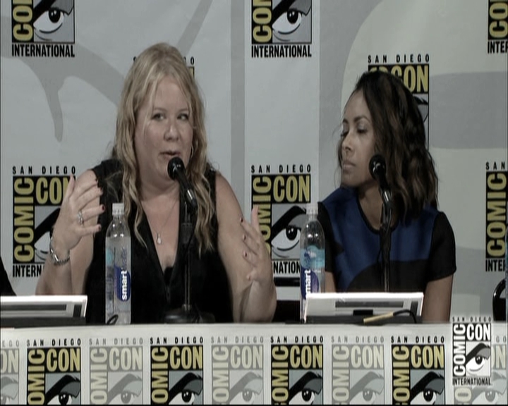 VampireDiariesWorld-dot-nl_S6TheVampireDiaires2014Comic-ConPanel1515.jpg