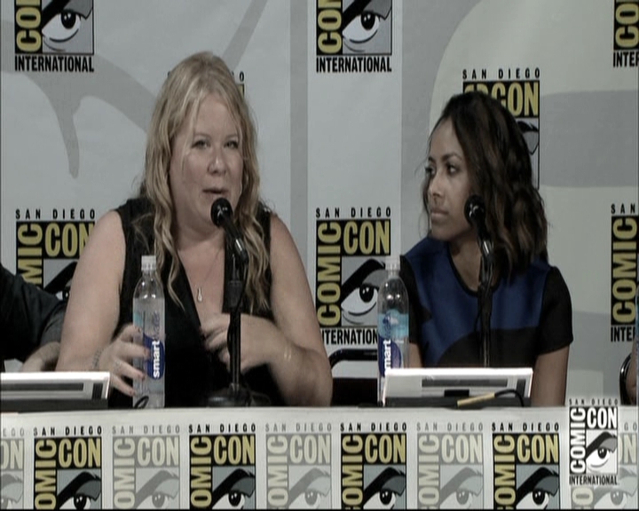 VampireDiariesWorld-dot-nl_S6TheVampireDiaires2014Comic-ConPanel1517.jpg