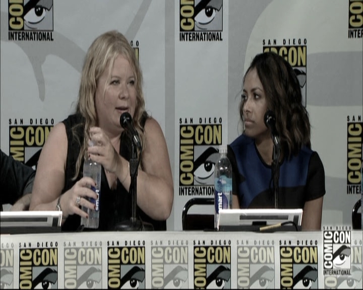 VampireDiariesWorld-dot-nl_S6TheVampireDiaires2014Comic-ConPanel1518.jpg