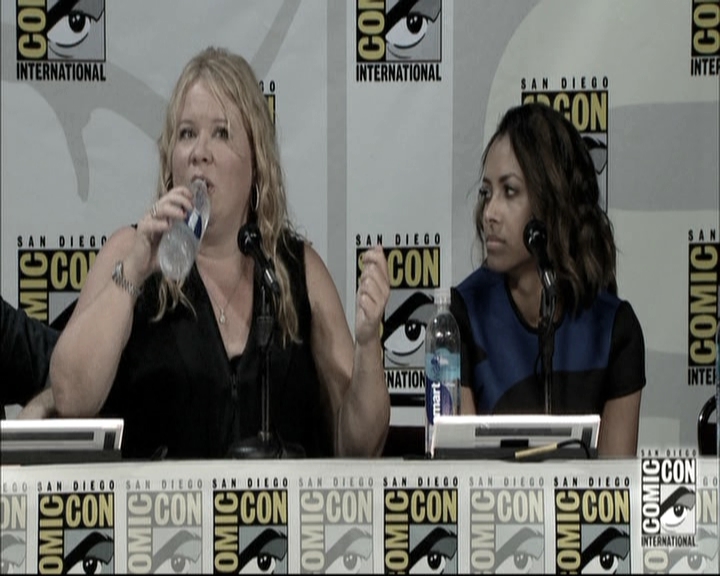 VampireDiariesWorld-dot-nl_S6TheVampireDiaires2014Comic-ConPanel1522.jpg