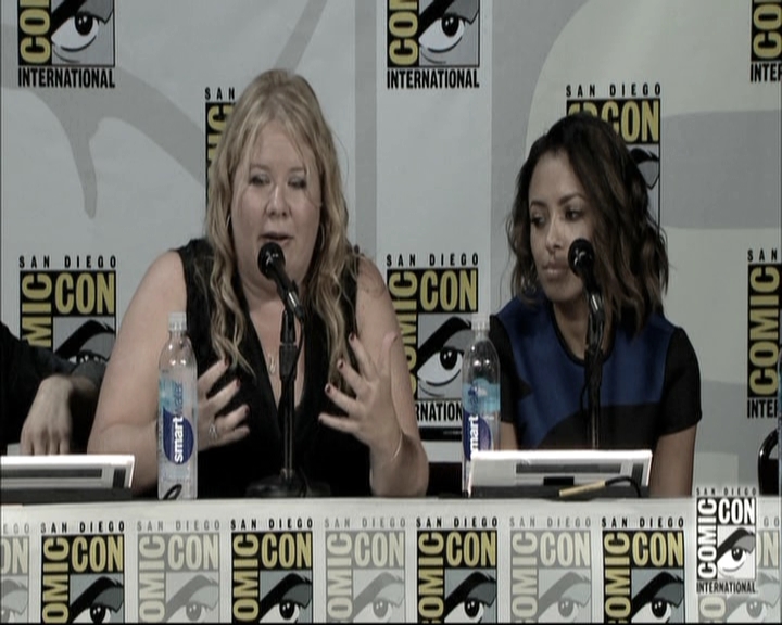 VampireDiariesWorld-dot-nl_S6TheVampireDiaires2014Comic-ConPanel1543.jpg