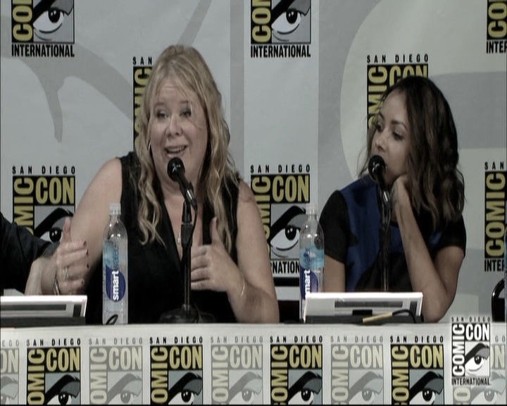 VampireDiariesWorld-dot-nl_S6TheVampireDiaires2014Comic-ConPanel1548.jpg