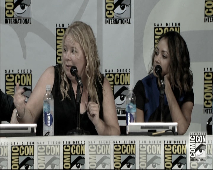 VampireDiariesWorld-dot-nl_S6TheVampireDiaires2014Comic-ConPanel1550.jpg