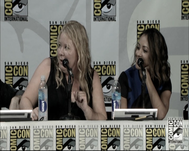 VampireDiariesWorld-dot-nl_S6TheVampireDiaires2014Comic-ConPanel1555.jpg