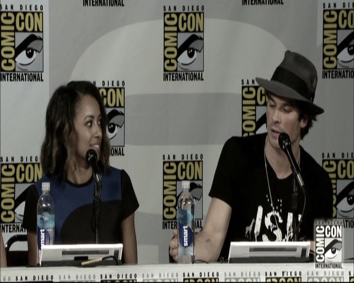 VampireDiariesWorld-dot-nl_S6TheVampireDiaires2014Comic-ConPanel1828.jpg