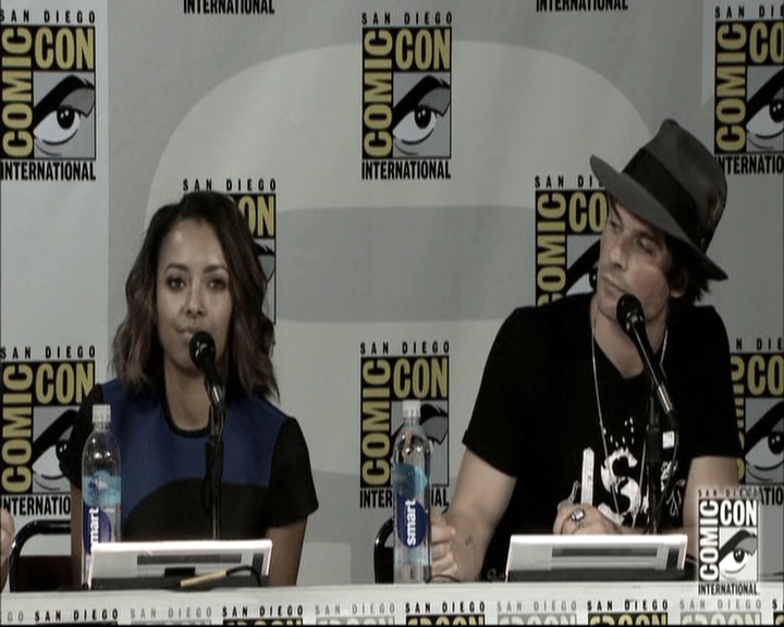 VampireDiariesWorld-dot-nl_S6TheVampireDiaires2014Comic-ConPanel1856.jpg