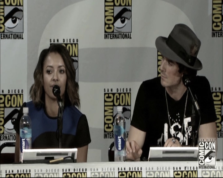 VampireDiariesWorld-dot-nl_S6TheVampireDiaires2014Comic-ConPanel1865.jpg