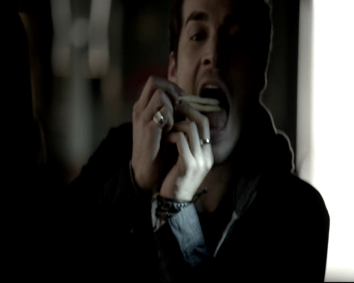 VampireDiariesWorld-dot-nl_S6SecondBite-GagReel0078.jpg