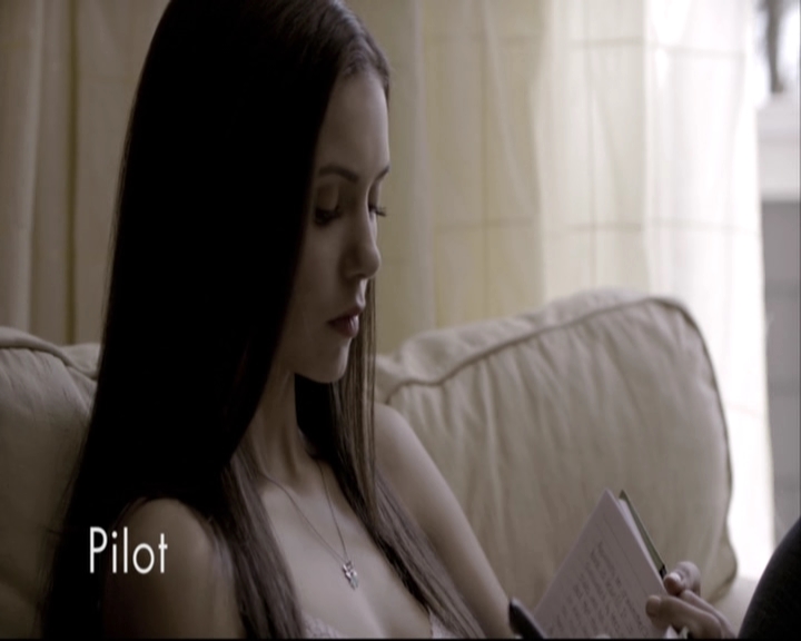 VampireDiariesWorld-dot-nl_S6TheVampireDiairesGoodBiteandGoodLuck0086.jpg
