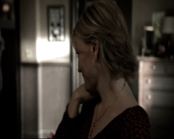 VampireDiariesWorld-dot-nl_S6TheVampireDiairesGoodBiteandGoodLuck0138.jpg