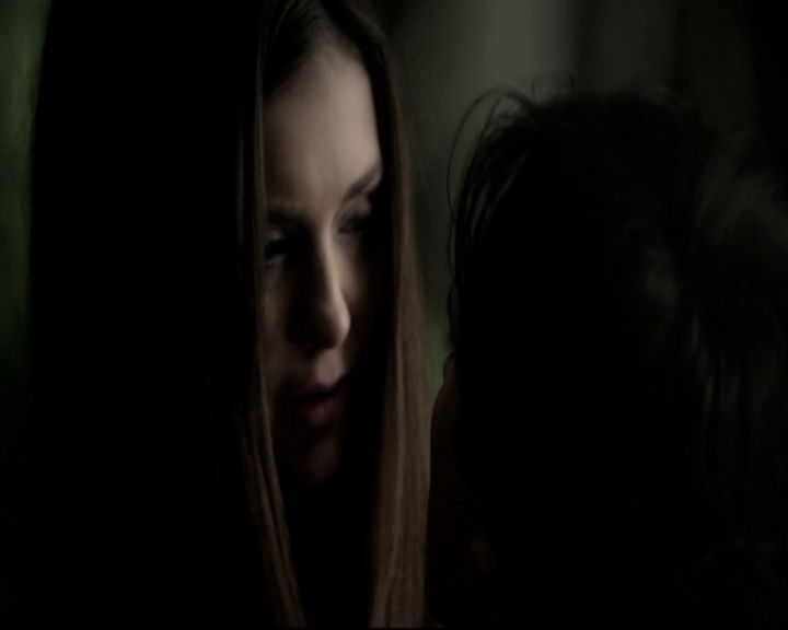 VampireDiariesWorld-dot-nl_S6TheVampireDiairesGoodBiteandGoodLuck0410.jpg