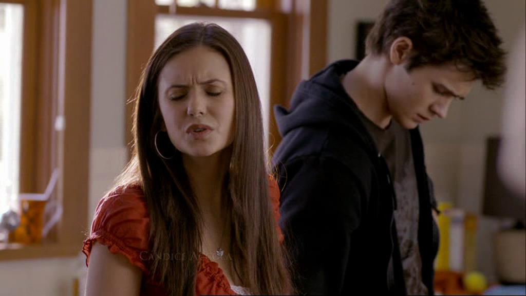 VampireDiariesWorld-dot-org_1x01Pilot_Captures00177.jpg