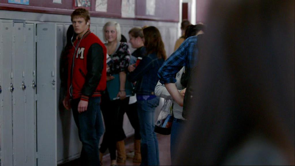 VampireDiariesWorld-dot-org_1x01Pilot_Captures00335.jpg